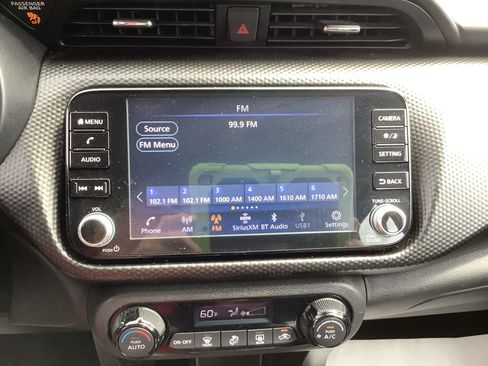 Used 2021 Nissan Kicks SV FWD image 14