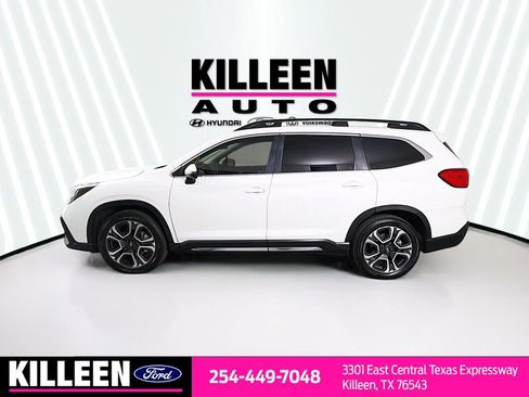 Used 2023 Subaru Ascent Limited image 4
