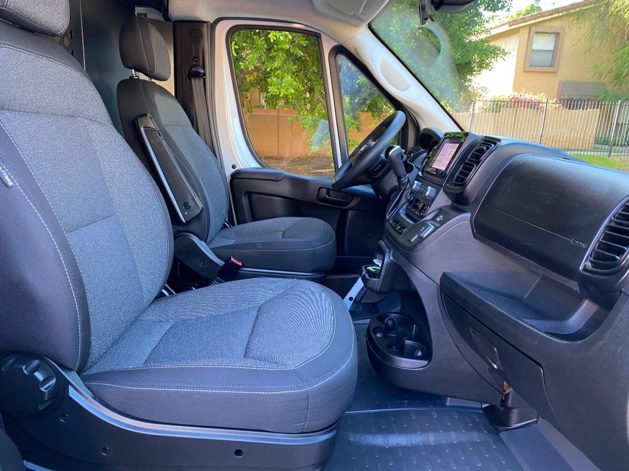 Used 2025 RAM ProMaster 2500 w/ U-Haul Equipment Group FWD image 33
