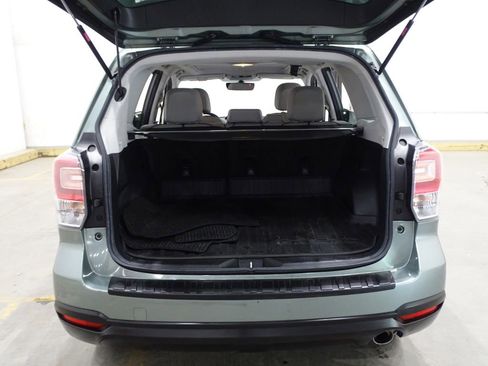 Used 2018 Subaru Forester 2.5i Limited image 14