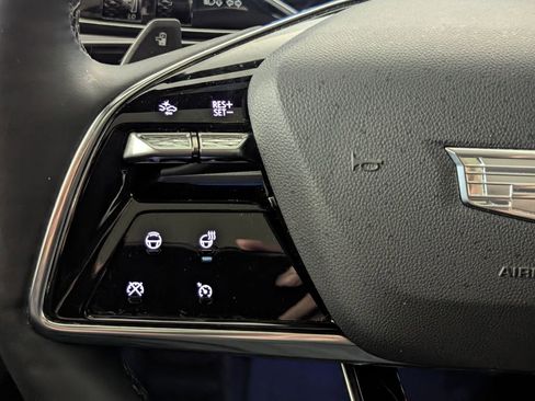 Used 2024 Cadillac Lyriq Luxury w/ LPO, Floor Liner Package image 71