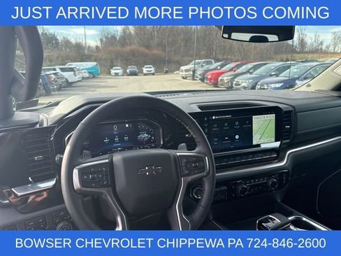 Used 2025 Chevrolet Silverado 1500 RST image 3