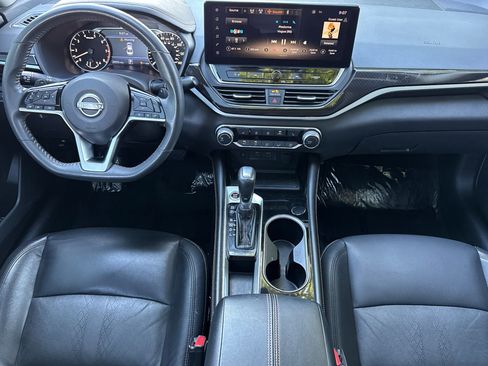 Used 2023 Nissan Altima 2.5 SR w/ SR Premium Package FWD image 13