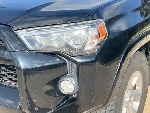 Used 2019 Toyota 4Runner SR5 Premium RWD image 4