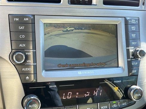 Used 2011 Toyota Avalon Limited image 34