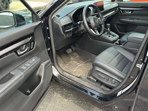Used 2026 Honda CR-V EX-L image 4