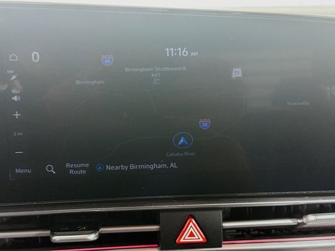 Used 2025 Hyundai Elantra SEL FWD image 22
