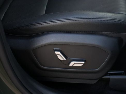 Used 2024 Hyundai Santa Fe Limited image 11