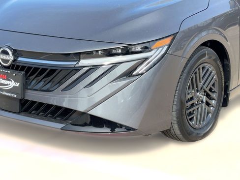 New 2026 Nissan Sentra SV w/ Floor Mat Package FWD image 11