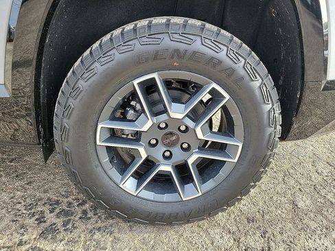 New 2026 GMC Terrain AT4 w/ Technology Package II image 10