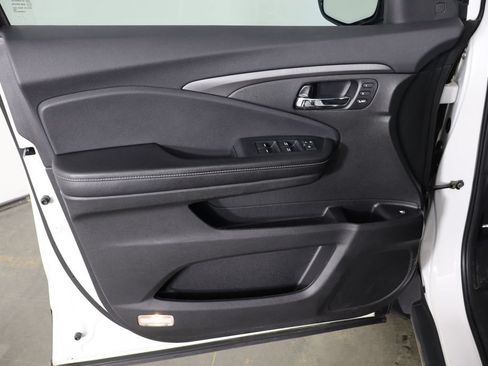 Used 2022 Honda Ridgeline RTL-E image 18