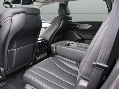 Certified 2024 Acura MDX SH-AWD image 11