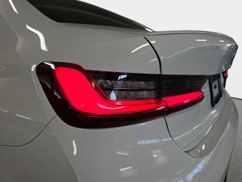 Used 2026 BMW 330i Sedan w/ M Sport Package RWD image 33