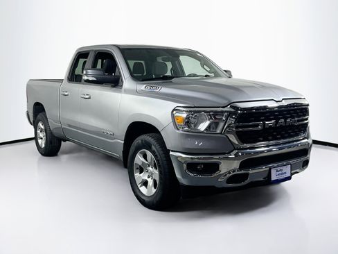 Used 2022 RAM 1500 Big Horn AWD/4WD image 3