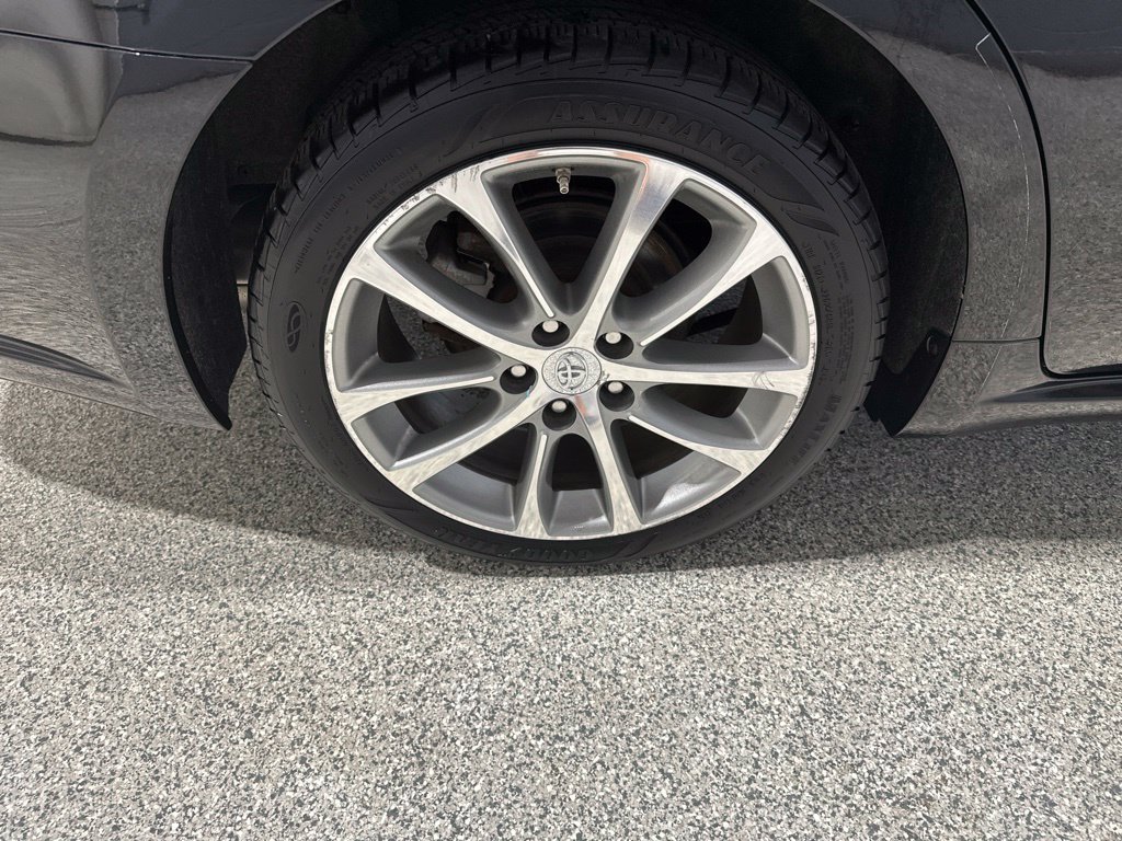 Used 2014 Toyota Avalon XLE Touring FWD image 21