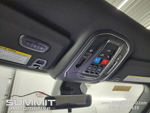 New 2025 Jeep Grand Cherokee Limited w/ Black Appearance Package image 12