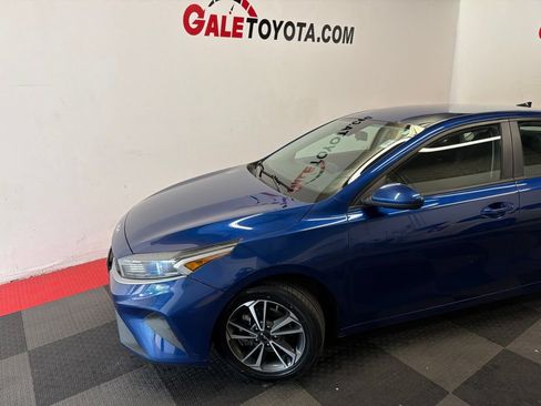 Used 2023 Kia Forte LXS FWD image 7
