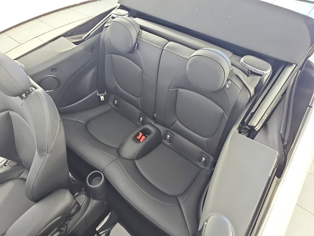 Used 2024 MINI Cooper S FWD image 24