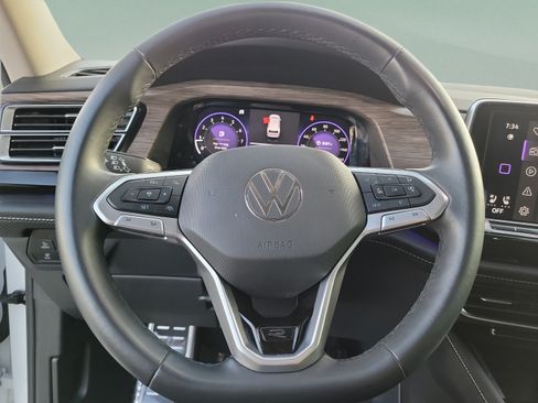 Used 2024 Volkswagen Atlas SEL Premium R-Line AWD/4WD image 23