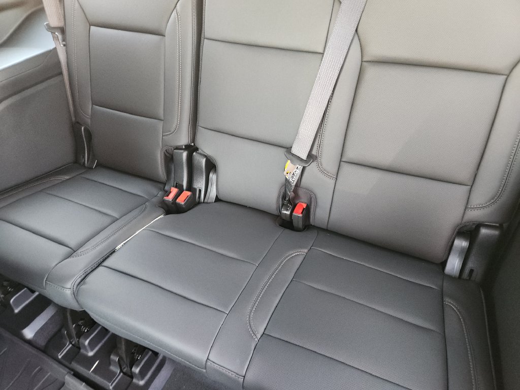 New 2026 Chevrolet Tahoe High Country AWD/4WD image 24