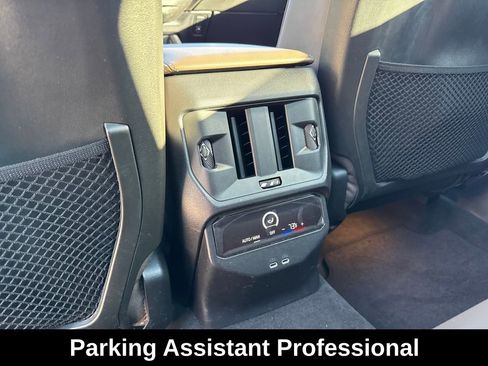 Used 2025 BMW X3 xDrive30i w/ Premium Package image 25