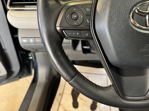 Used 2021 Toyota Camry XSE AWD/4WD image 11