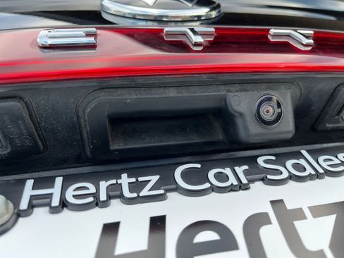 Used 2025 Volkswagen Jetta SE image 23