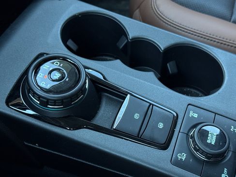 Used 2024 Ford Bronco Sport Badlands w/ Premium Package image 24