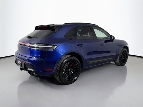 Certified 2023 Porsche Macan GTS w/ Premium Package Plus AWD/4WD image 7