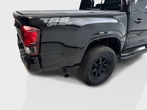 Used 2023 Toyota Tacoma SR w/ SR Convenience Package RWD image 16