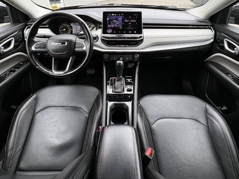 Used 2022 Jeep Compass Limited AWD/4WD image 19