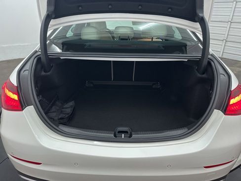 Used 2025 Mercedes-Benz C 300 Sedan image 24