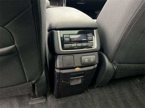 Used 2022 Subaru Ascent Onyx Edition image 21