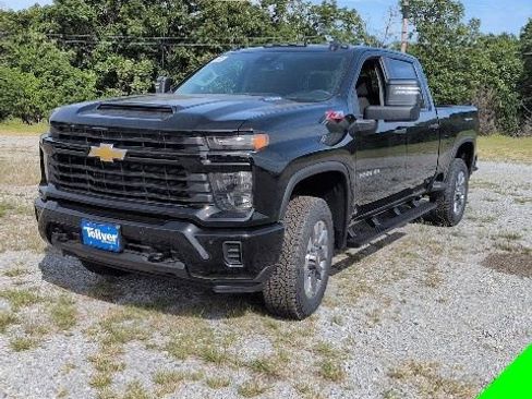 New 2026 Chevrolet Silverado 2500 Custom w/ Custom Value Package AWD/4WD image 1