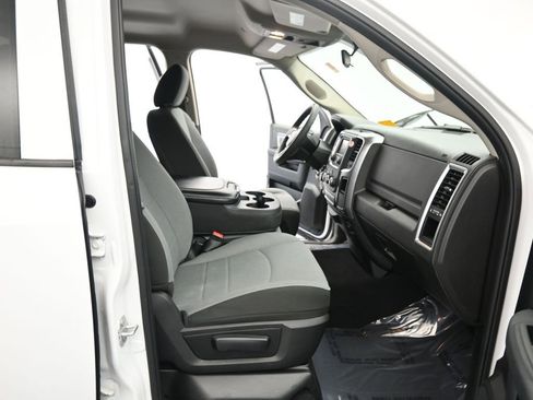 Used 2024 RAM 1500 Classic SLT image 12