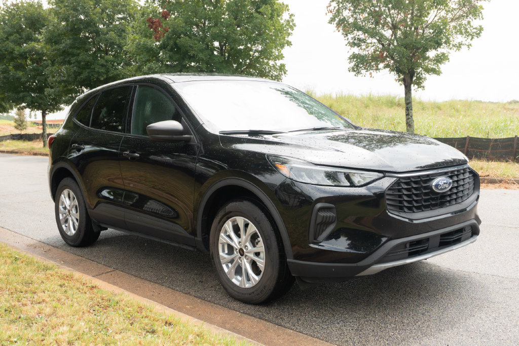 Used 2025 Ford Escape Active AWD/4WD image 4