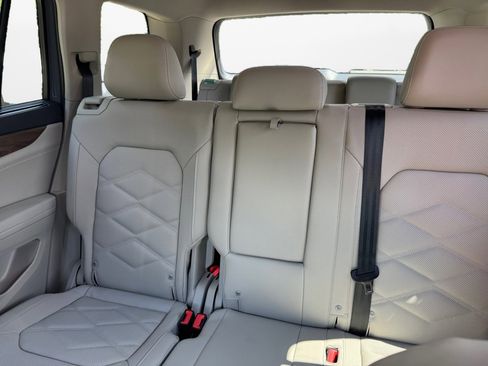 New 2026 Volkswagen Atlas SE image 12