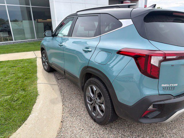 Used 2024 Kia Seltos S AWD/4WD image 7