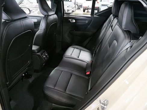 New 2026 Volvo XC40 B5 Ultra w/ Climate Package image 20