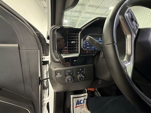 Used 2024 Chevrolet Silverado 2500 LT image 17