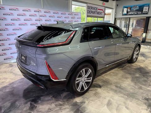 Used 2024 Cadillac Lyriq Tech AWD/4WD image 10