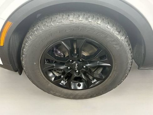 Used 2023 Kia Sportage X-Pro AWD/4WD image 32