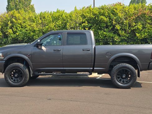 Used 2017 RAM 2500 Laramie w/ Sport Appearance Group AWD/4WD image 7