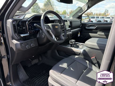 Used 2026 Chevrolet Silverado 1500 LTZ AWD/4WD image 9
