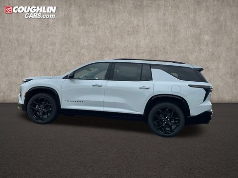 New 2026 Chevrolet Traverse RS w/ LPO, Floor Liner Package AWD/4WD image 5