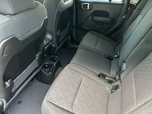 New 2025 Jeep Gladiator Mojave w/ Convenience Group image 12