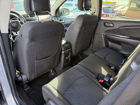 Used 2018 Dodge Journey SE w/ Connectivity Group image 22