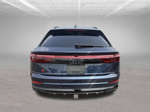 Used 2024 Audi Q8 Premium Plus AWD/4WD image 5