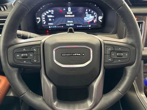 Used 2024 GMC Yukon Denali Ultimate image 26