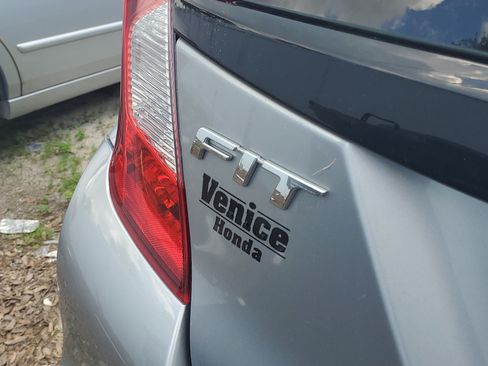 Used 2020 Honda Fit Sport image 7